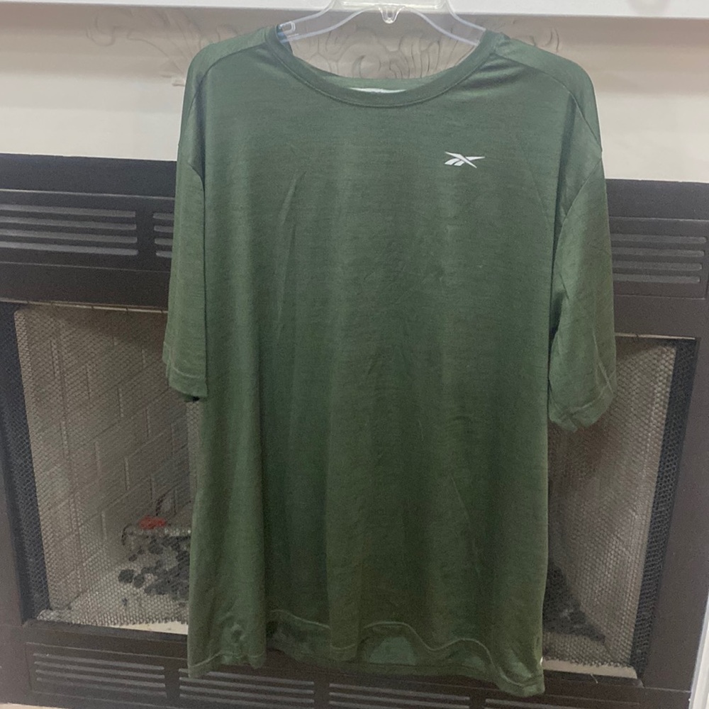 Reebok, Dri-fit style T-shirt, XXL, gently worn